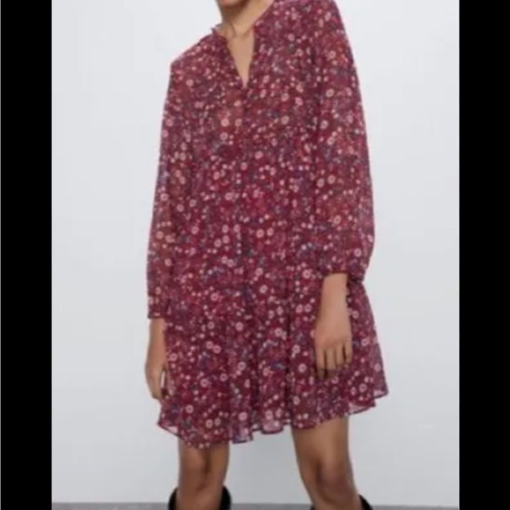 ZARA Red/Blue Ditzy Floral Print Ruffled Mini Dress. Size Large.